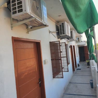 Malik Boys hostel gulberg