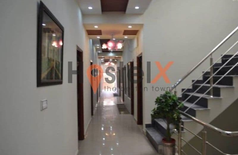 Shes Hostel