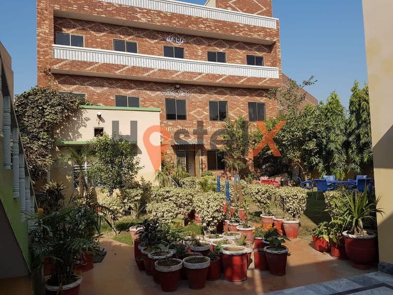 Almaghfrah Girls Hostel